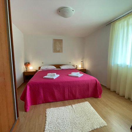 Apartment Benky Pićan Extérieur photo